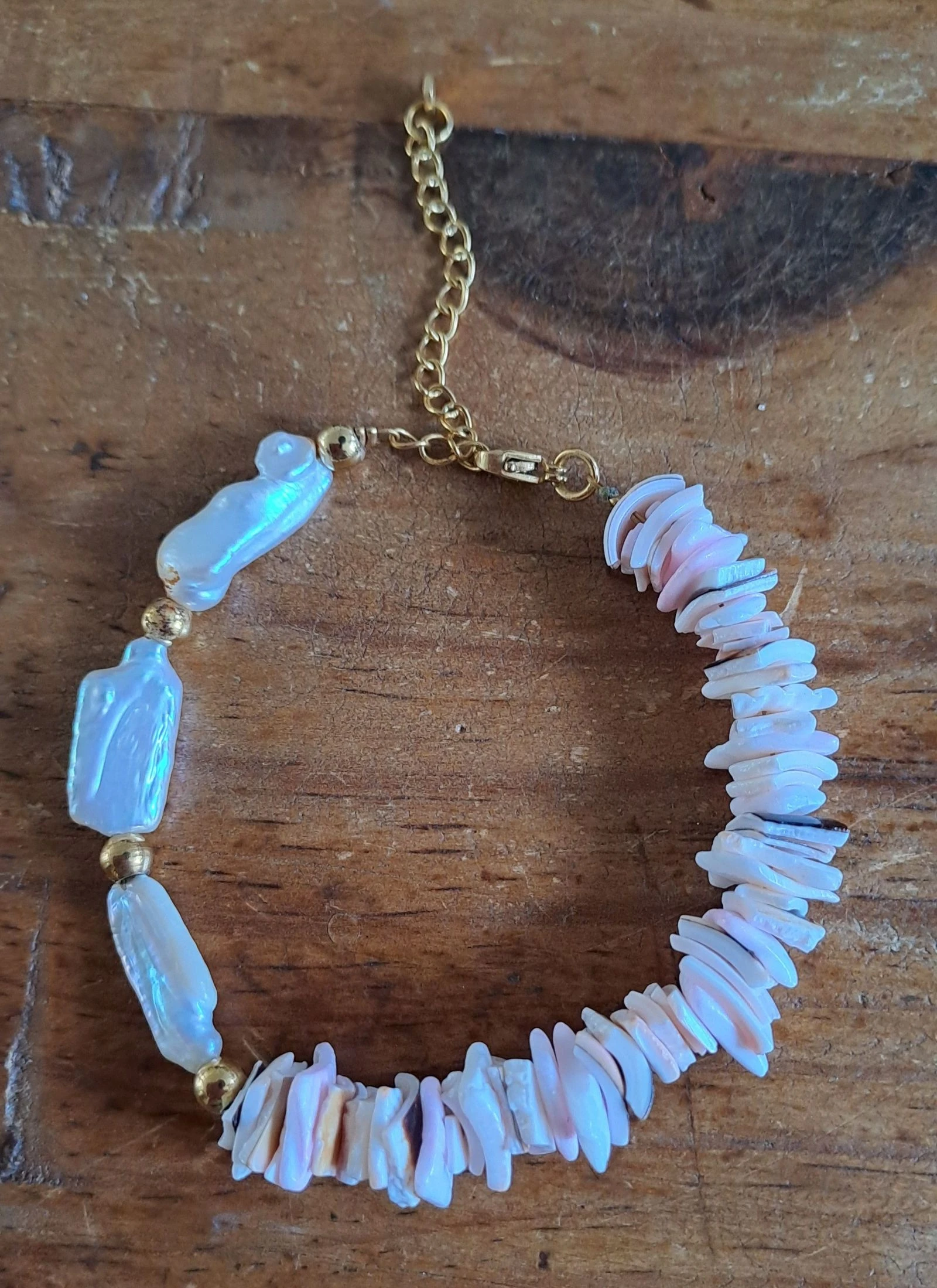 Bracelet coquillage avec perles d'eau douce et acier inoxydable – photo 2